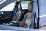 Volvo XC60 T8 Inscription 2017 года (JP)